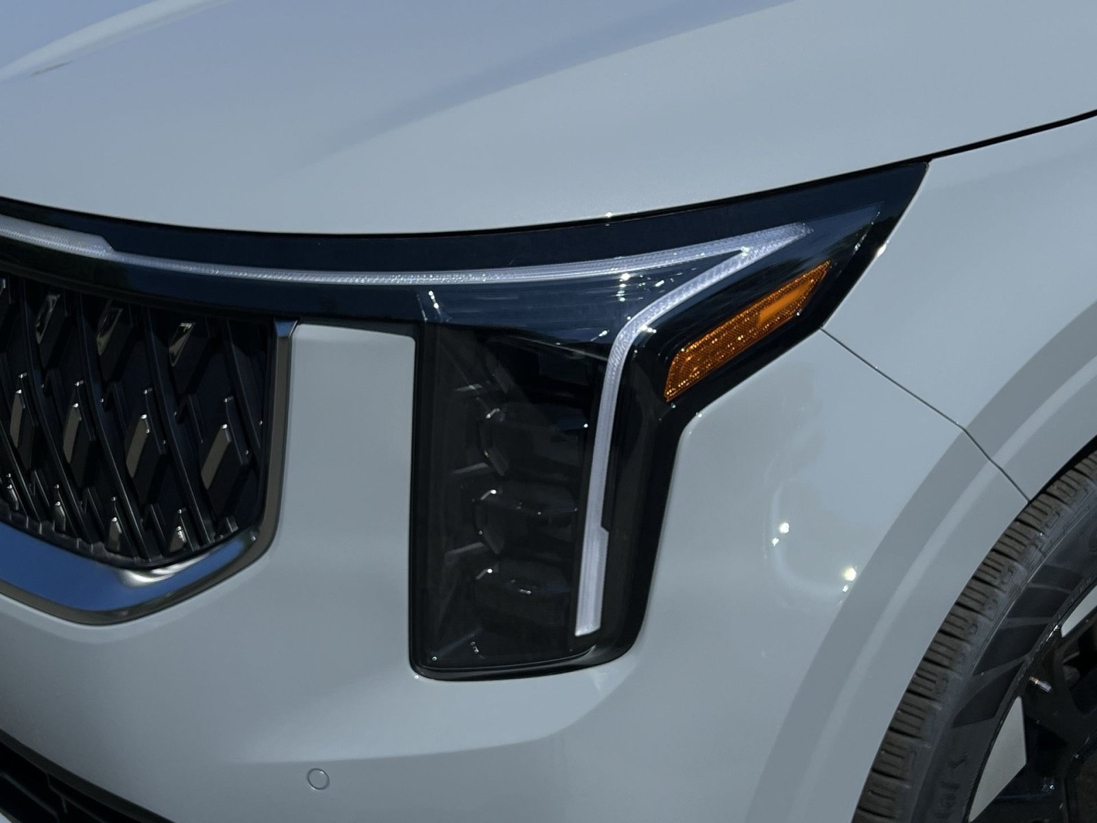 New 2026 Kia Carnival EX FWD image 21