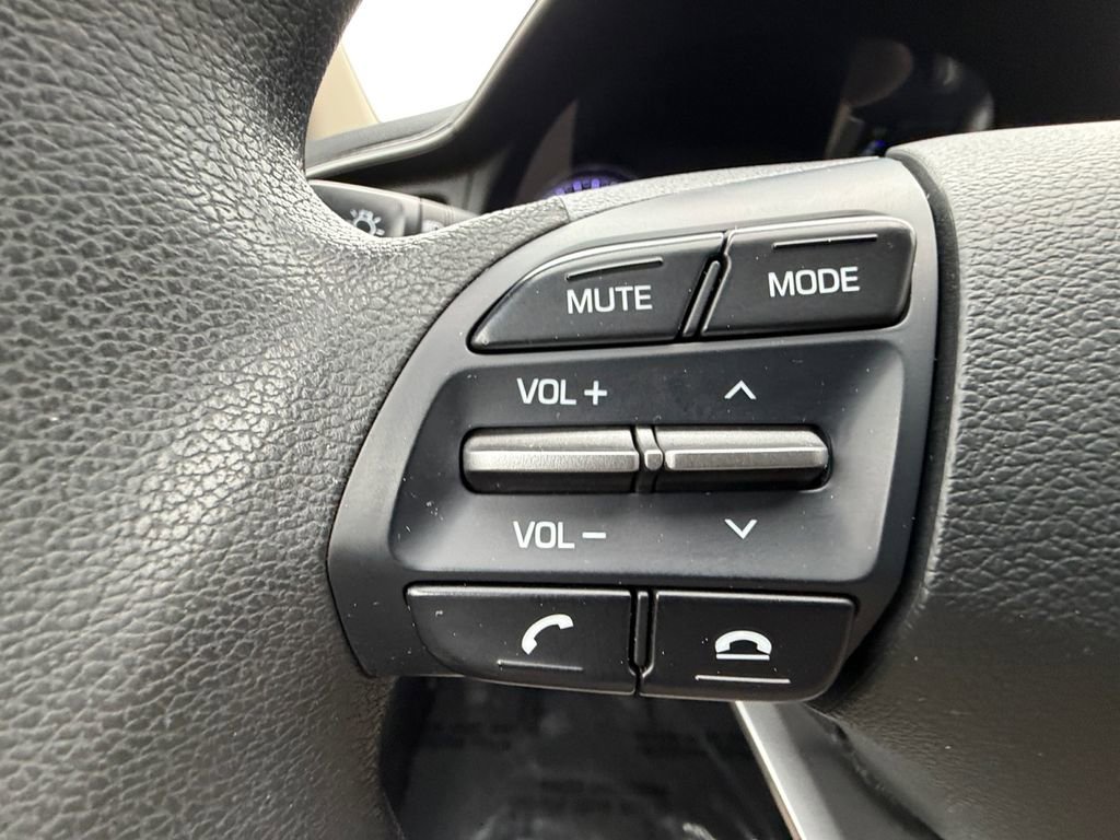 Used 2020 Hyundai Elantra SE w/ Cargo Package (C1) image 22