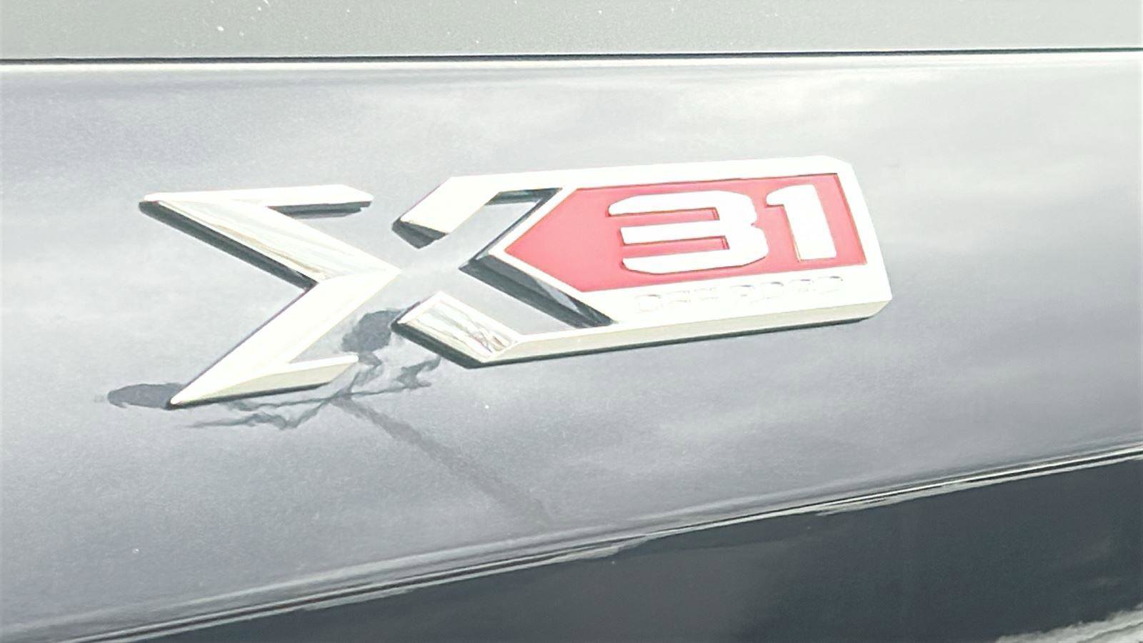 New 2026 GMC Sierra 1500 SLT w/ SLT Premium Plus Package image 8