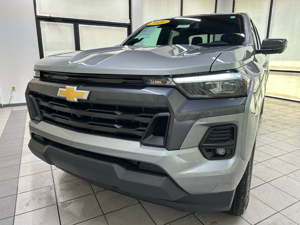 Certified 2026 Chevrolet Colorado LT w/ LT Convenience Package AWD/4WD image 14