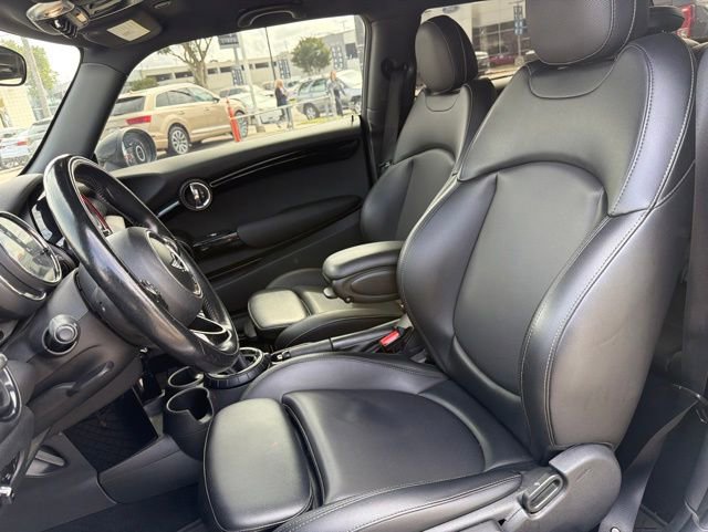 Used 2016 MINI Cooper S FWD image 17