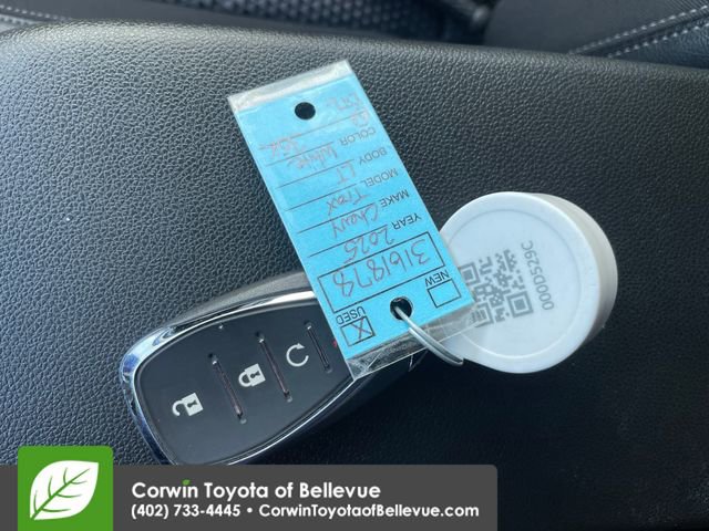 Used 2025 Chevrolet Trax LT FWD image 16