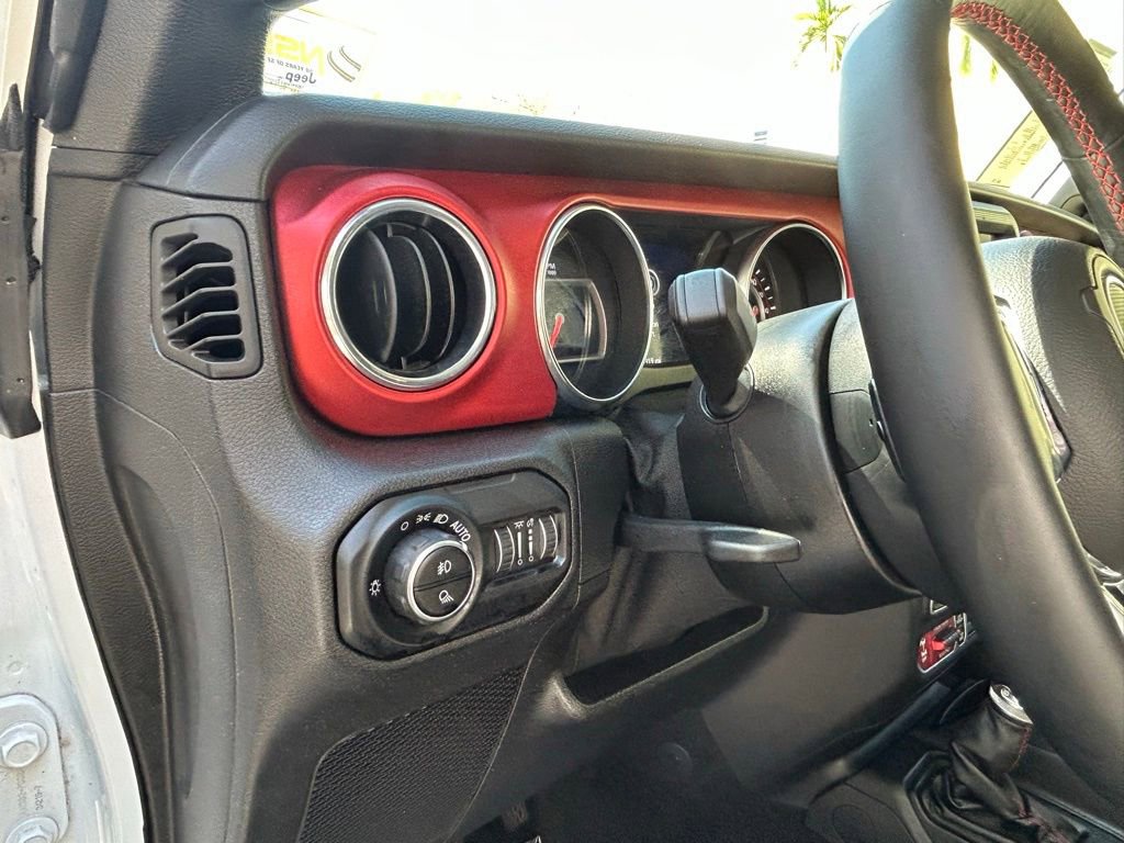 Used 2021 Jeep Gladiator Rubicon w/ Trailer Tow Package image 17