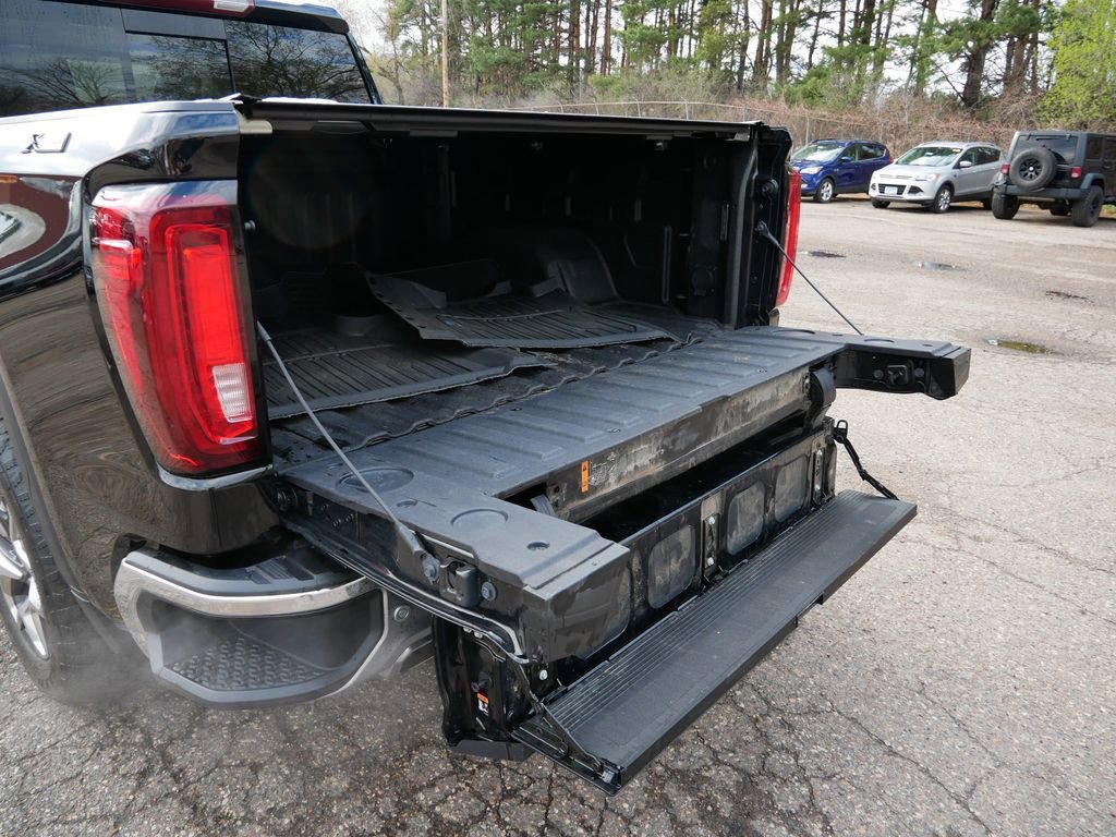 Used 2024 GMC Sierra 1500 SLT w/ SLT Premium Plus Package AWD/4WD image 10