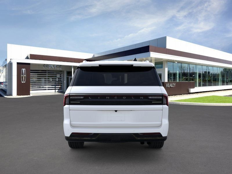 New 2025 Lincoln Navigator L Reserve AWD/4WD image 35