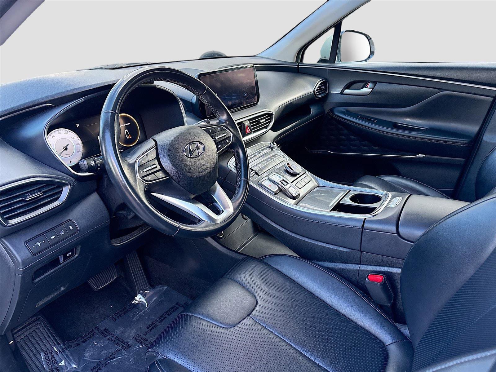 Used 2023 Hyundai Santa Fe SEL w/ Premium Package image 10