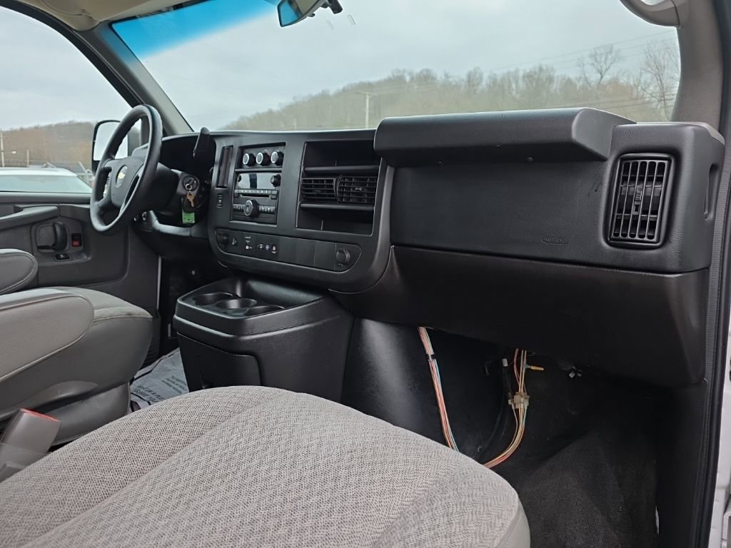 Used 2014 Chevrolet Express 3500 LT w/ LT Preferred Equipment Group image 15