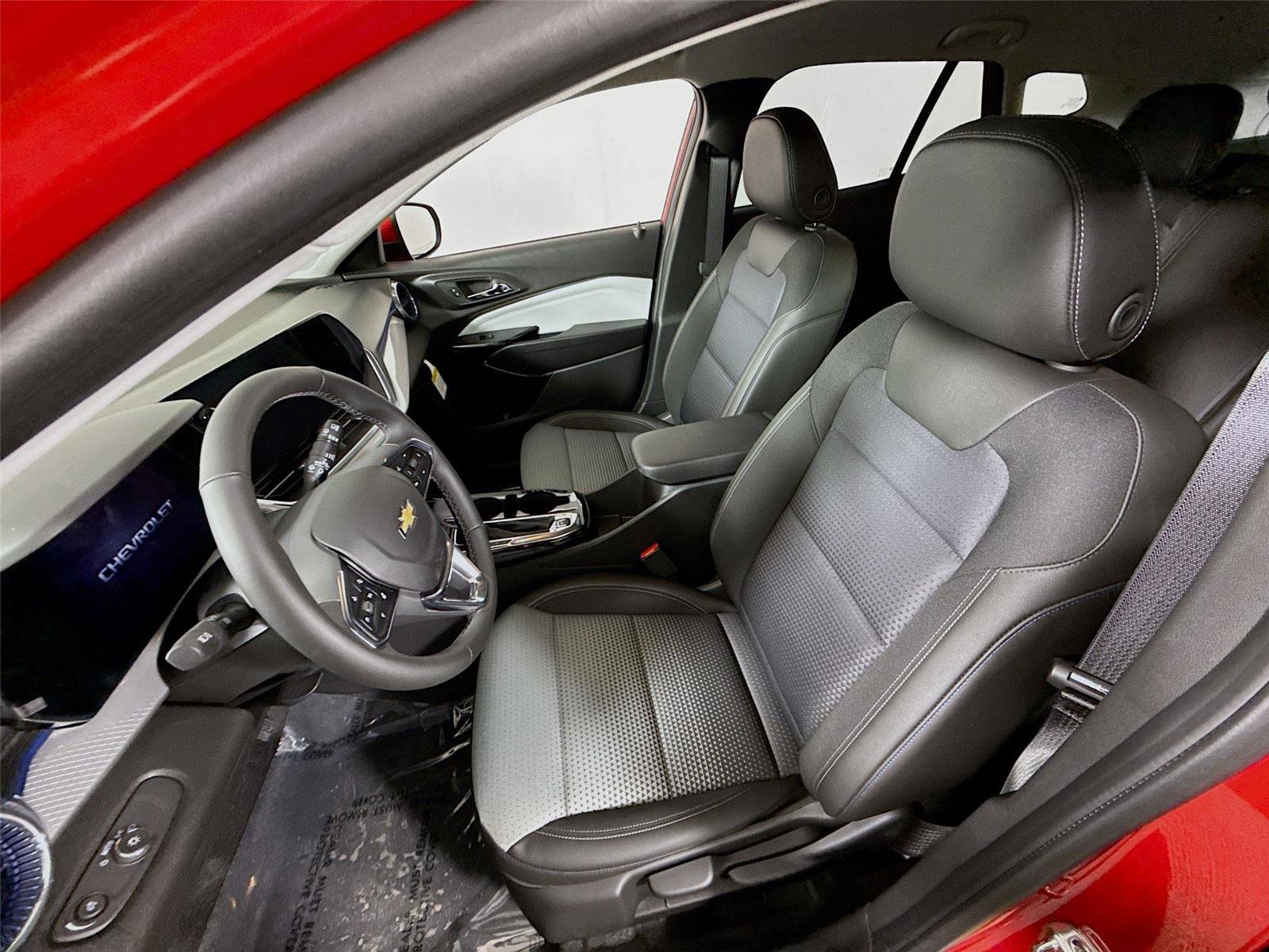 New 2026 Chevrolet Trax LT w/ LT Convenience Package image 15