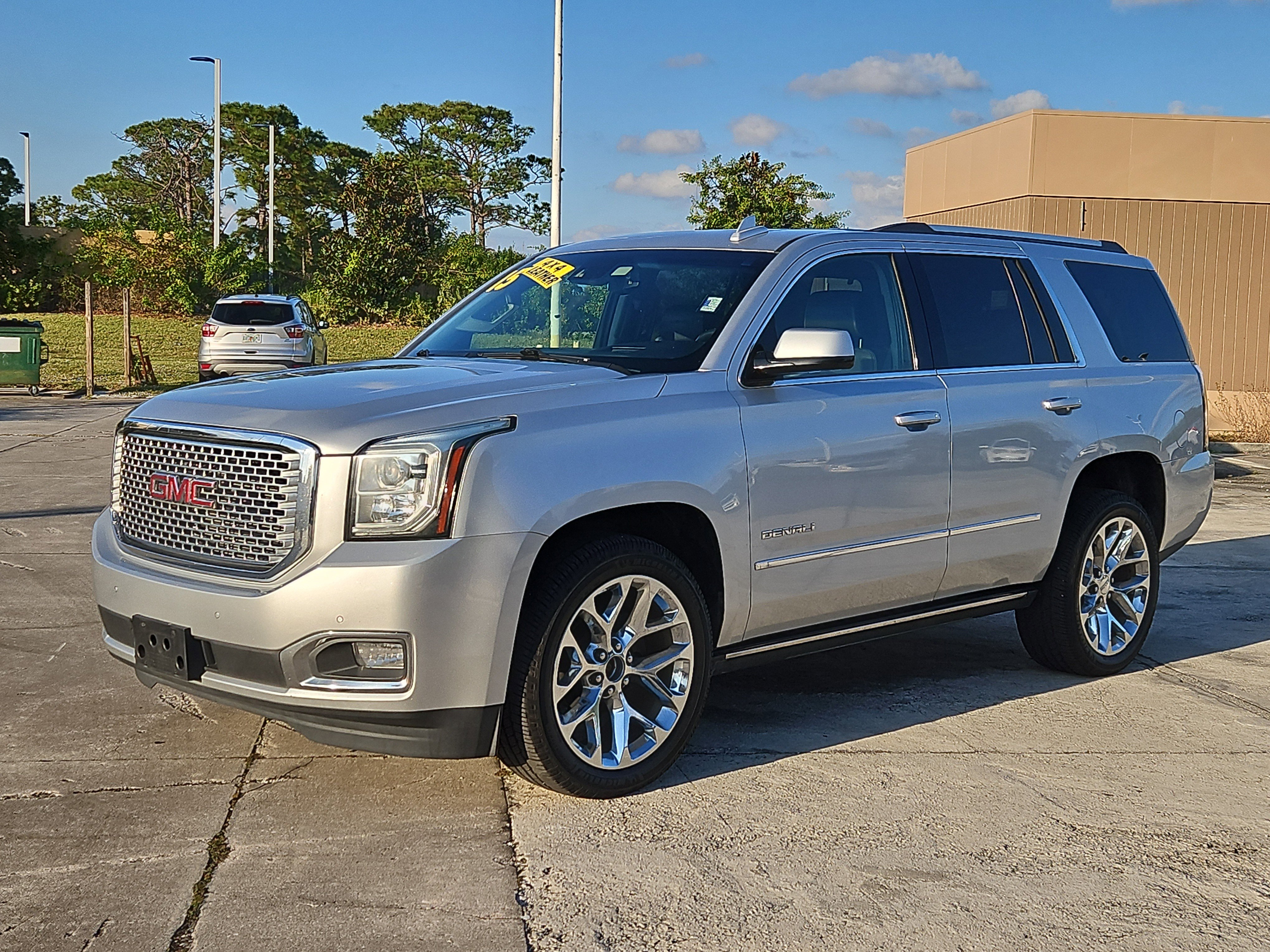 Used 2015 GMC Yukon Denali w/ Premium Package image 2