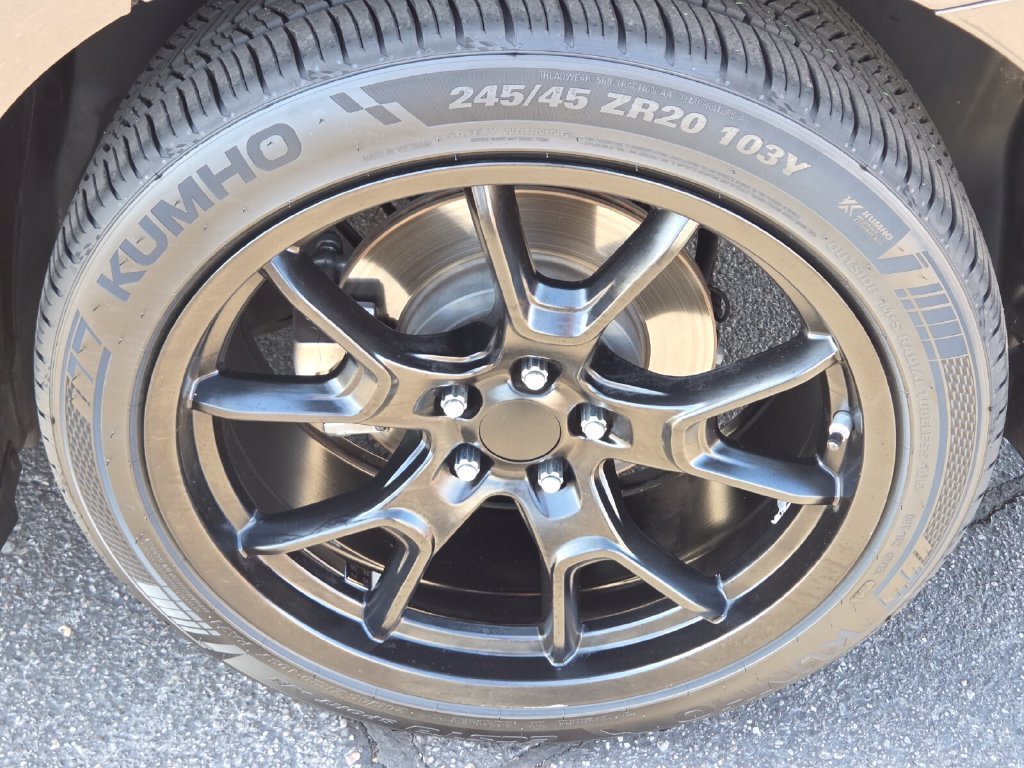 Used 2023 Dodge Charger R/T w/ Plus Group RWD image 11