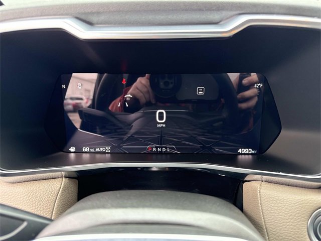 Used 2025 GMC Canyon Denali image 27