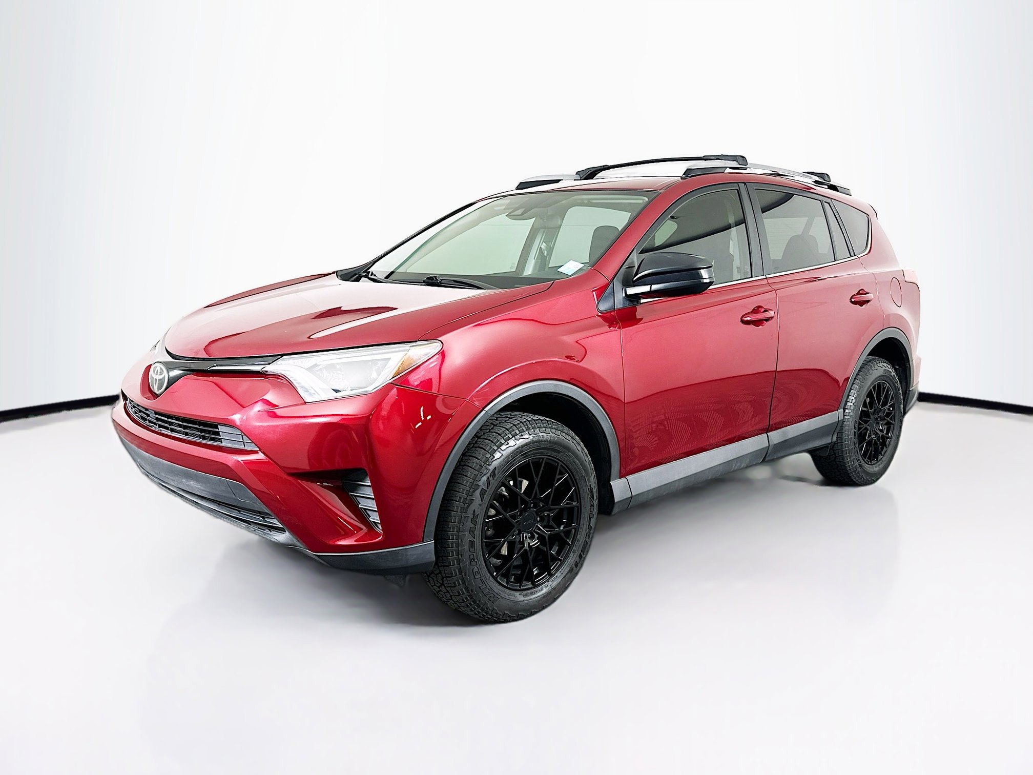 Used 2018 Toyota RAV4 LE w/ Carpet Mat Package image 3