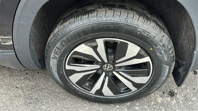 Used 2024 Volkswagen Atlas SE image 38