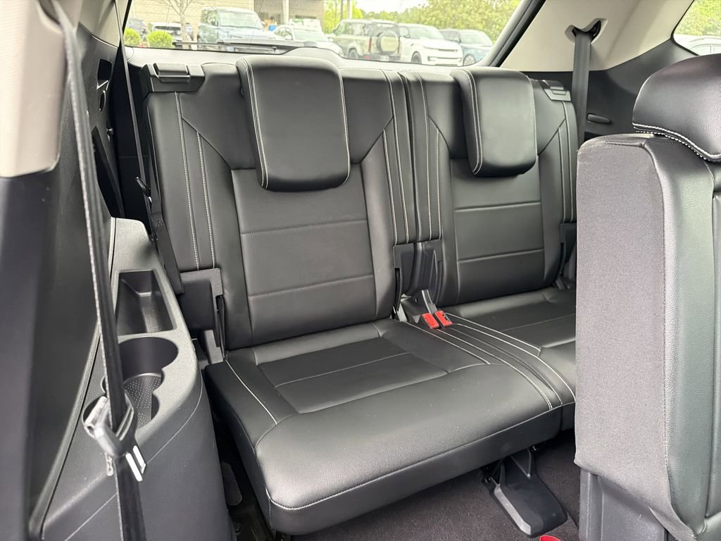 Used 2021 Volkswagen Atlas SE image 17