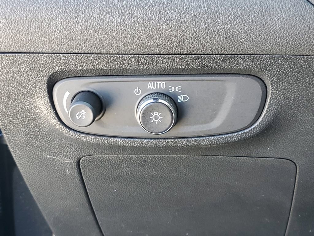 Used 2024 Buick Encore GX Preferred FWD image 21