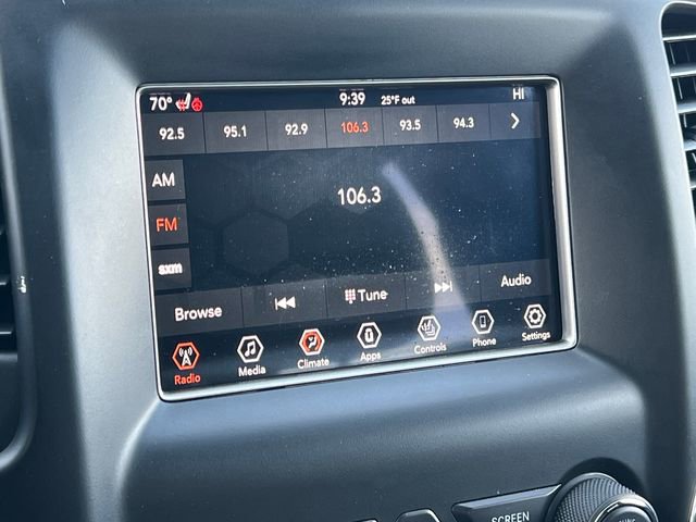 Used 2018 Jeep Grand Cherokee Laredo w/ All-Weather Capability Group image 21