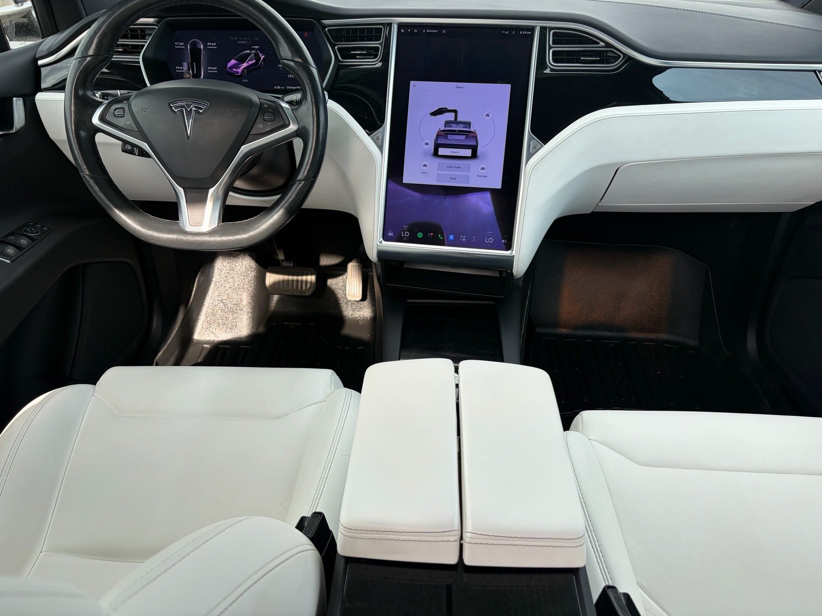 Used 2018 Tesla Model X 100D AWD/4WD image 26