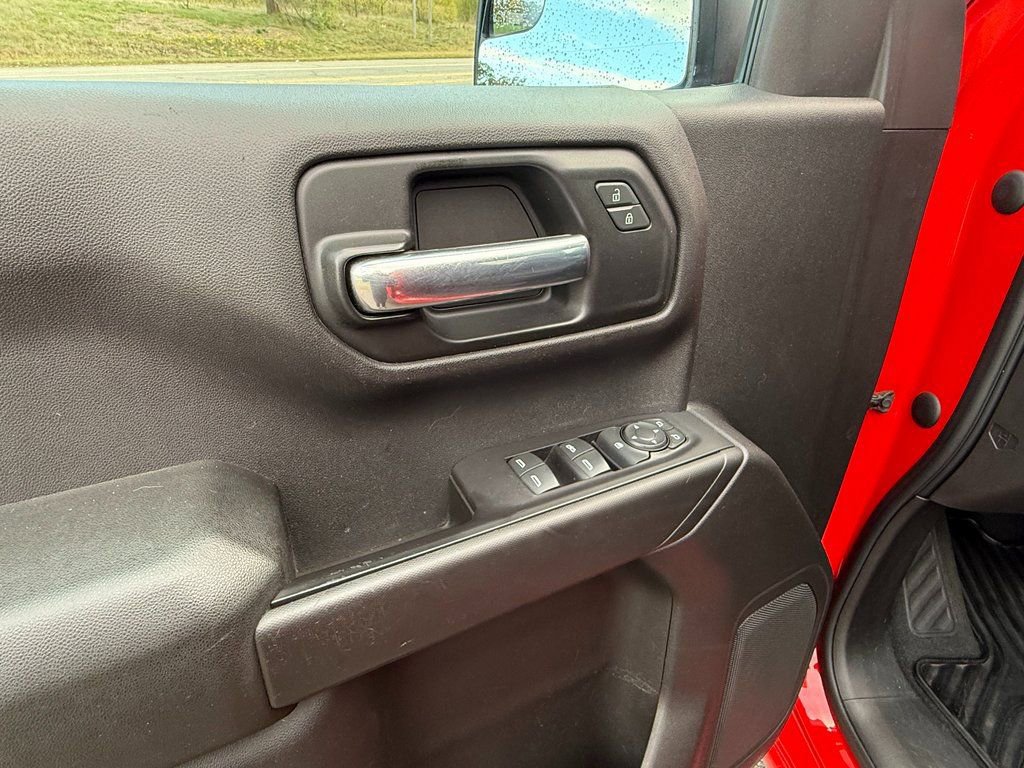 Certified 2019 Chevrolet Silverado 1500 Custom Trail Boss w/ Custom Convenience Package image 14