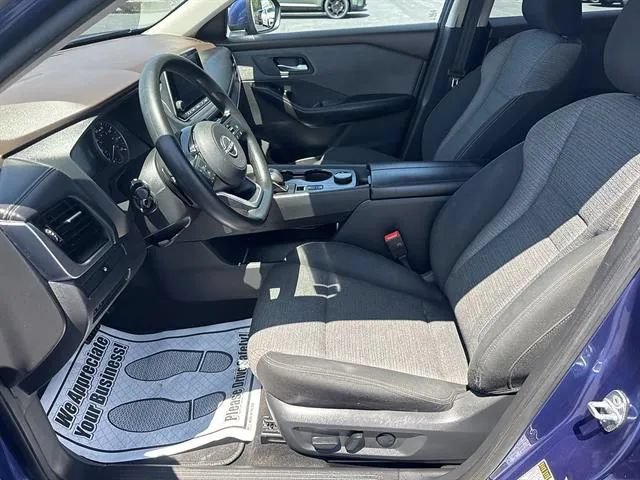 Used 2022 Nissan Rogue SV AWD/4WD image 9