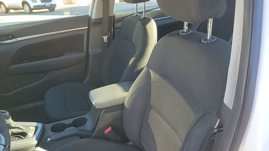 Used 2020 Hyundai Elantra SEL w/ Cargo Package (C1) image 18