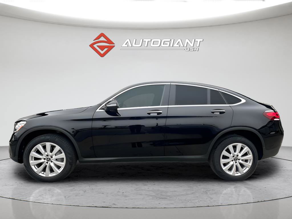 Used 2020 Mercedes-Benz GLC 300 4MATIC Coupe image 3