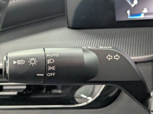 Used 2025 Nissan Murano SV w/ Cargo Package AWD/4WD image 22