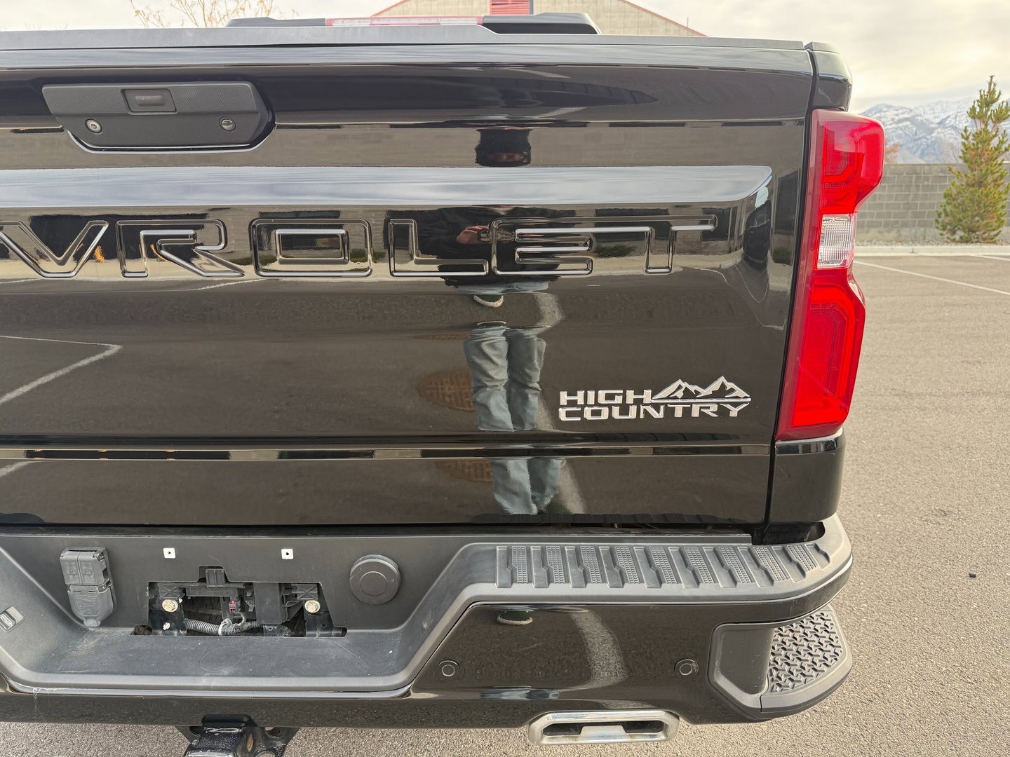 Used 2020 Chevrolet Silverado 1500 High Country w/ Technology Package image 48