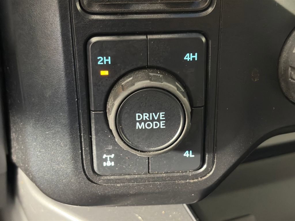 Certified 2024 Ford F350 XLT w/ Black Appearance Package image 23