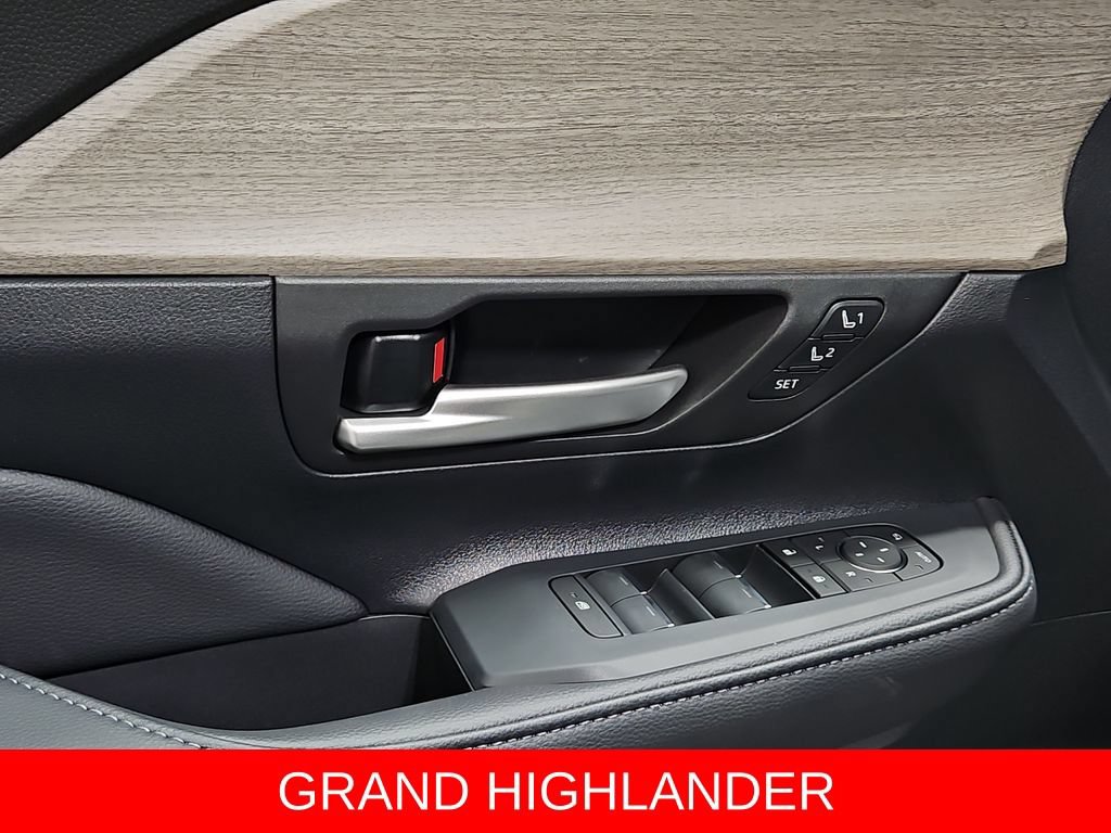New 2026 Toyota Grand Highlander AWD image 10