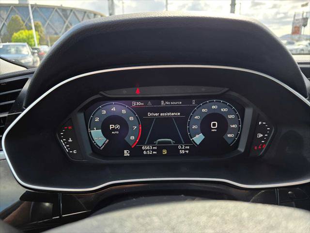Used 2025 Audi Q3 2.0T Premium w/ Convenience Package AWD/4WD image 27