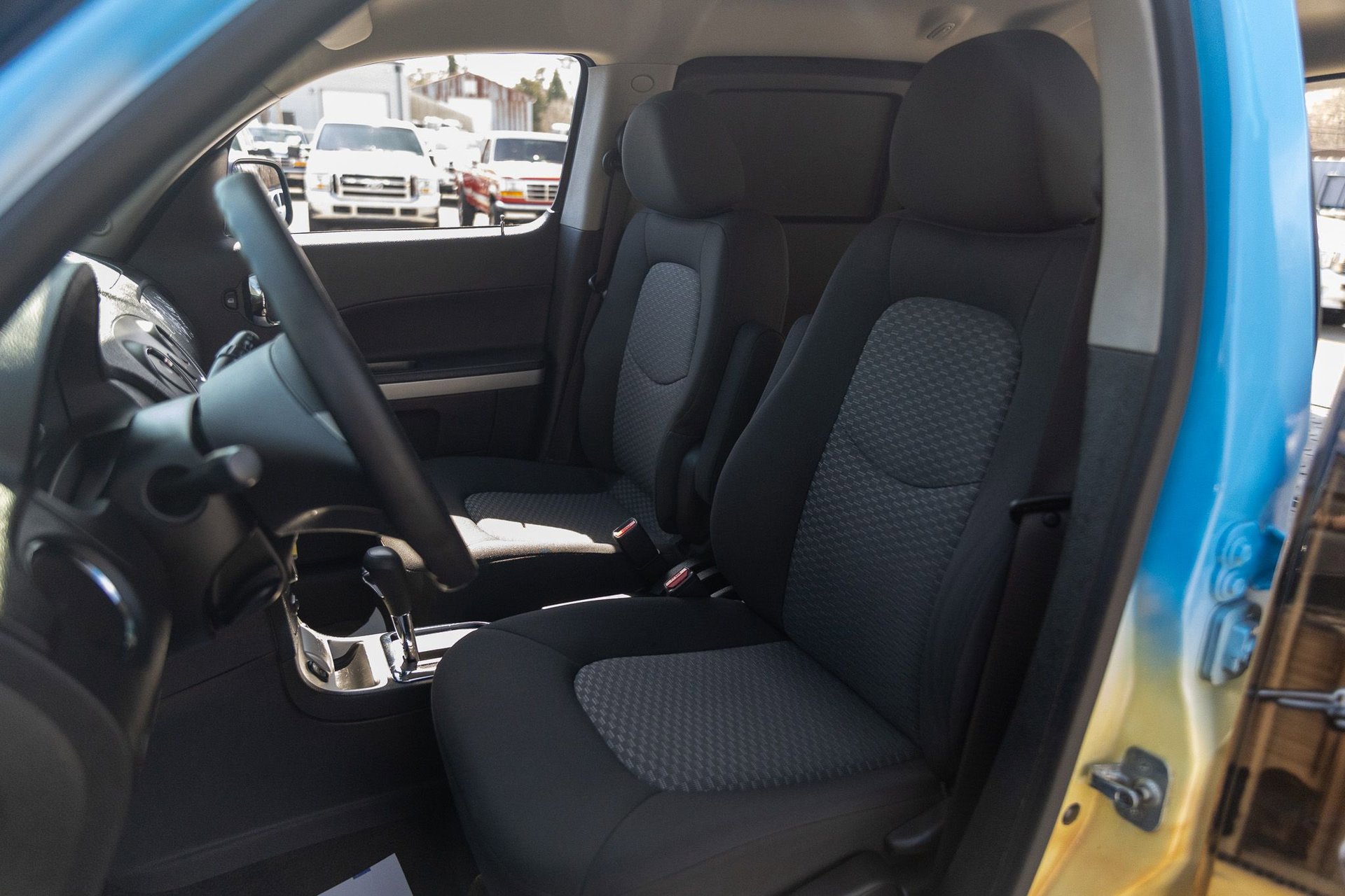 Used 2008 Chevrolet HHR LS image 25