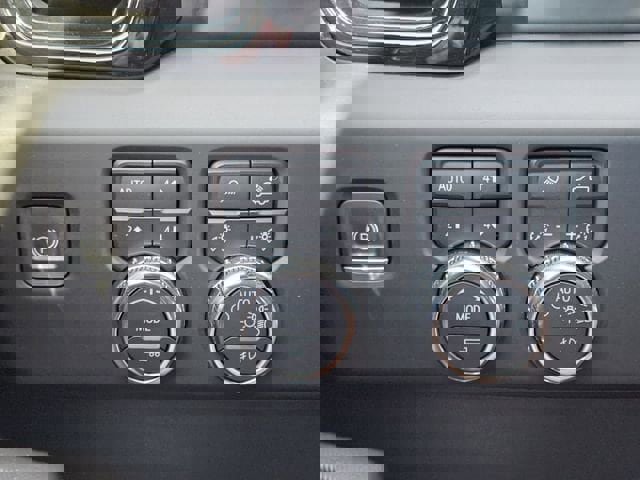 Used 2023 GMC Sierra 1500 AT4X image 22