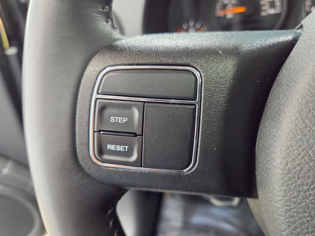Used 2017 Jeep Patriot High Altitude AWD/4WD image 25