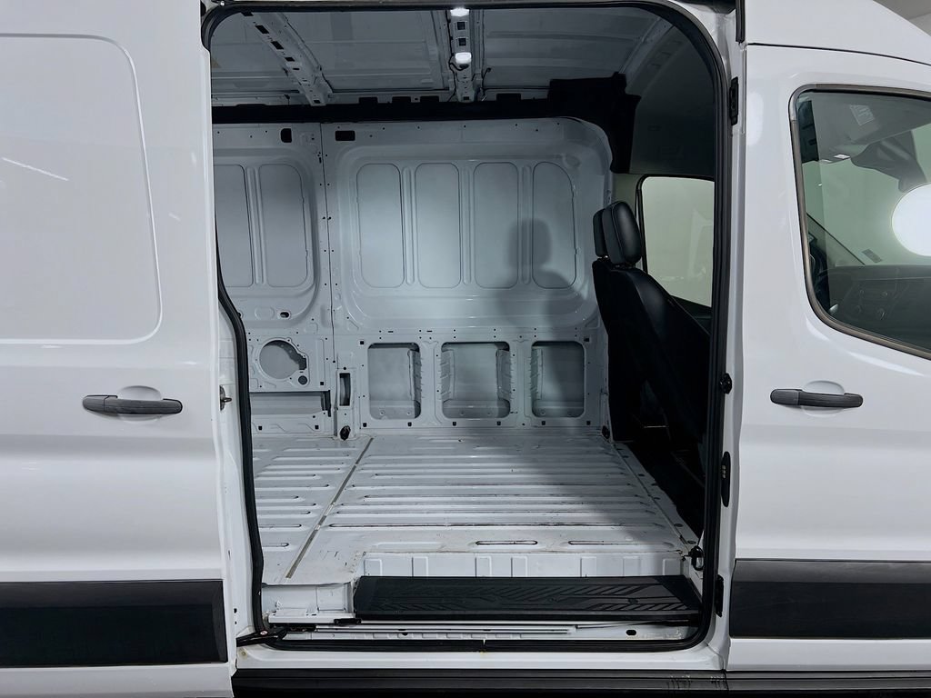 Used 2024 Ford Transit 250 148 Medium Roof Extended AWD image 24