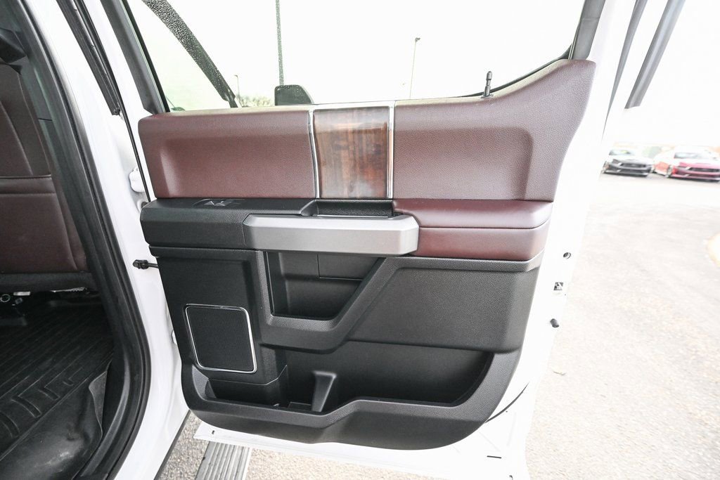 Used 2017 Ford F250 Platinum w/ Platinum Ultimate Package image 29