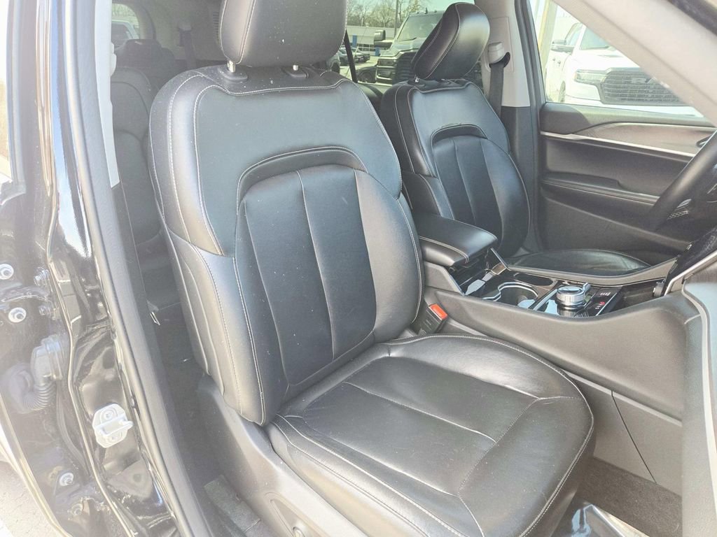 Used 2021 Jeep Grand Cherokee L Limited w/ Trailer Tow Group (B) image 18