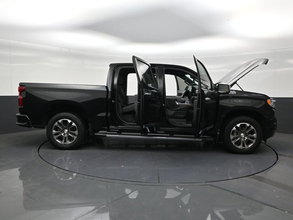 Used 2024 Chevrolet Silverado 1500 High Country RWD image 29