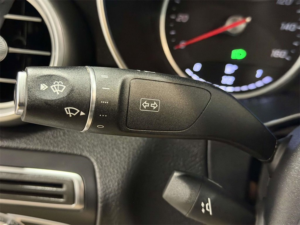 Used 2020 Mercedes-Benz C 300 4MATIC Sedan image 23