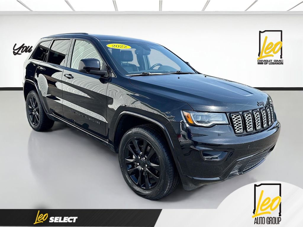 Used 2022 Jeep Grand Cherokee Laredo X image 3