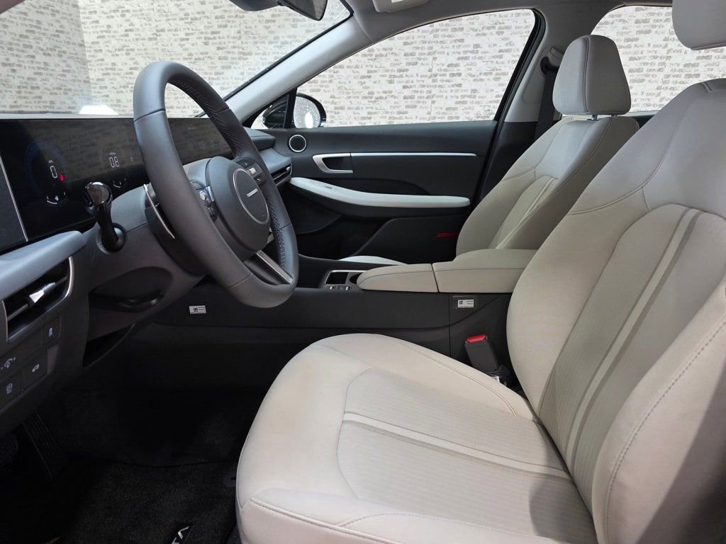 New 2026 Hyundai Sonata SEL AWD/4WD image 22