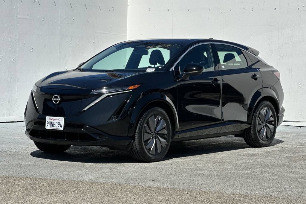 Used 2023 Nissan Ariya FWD image 7