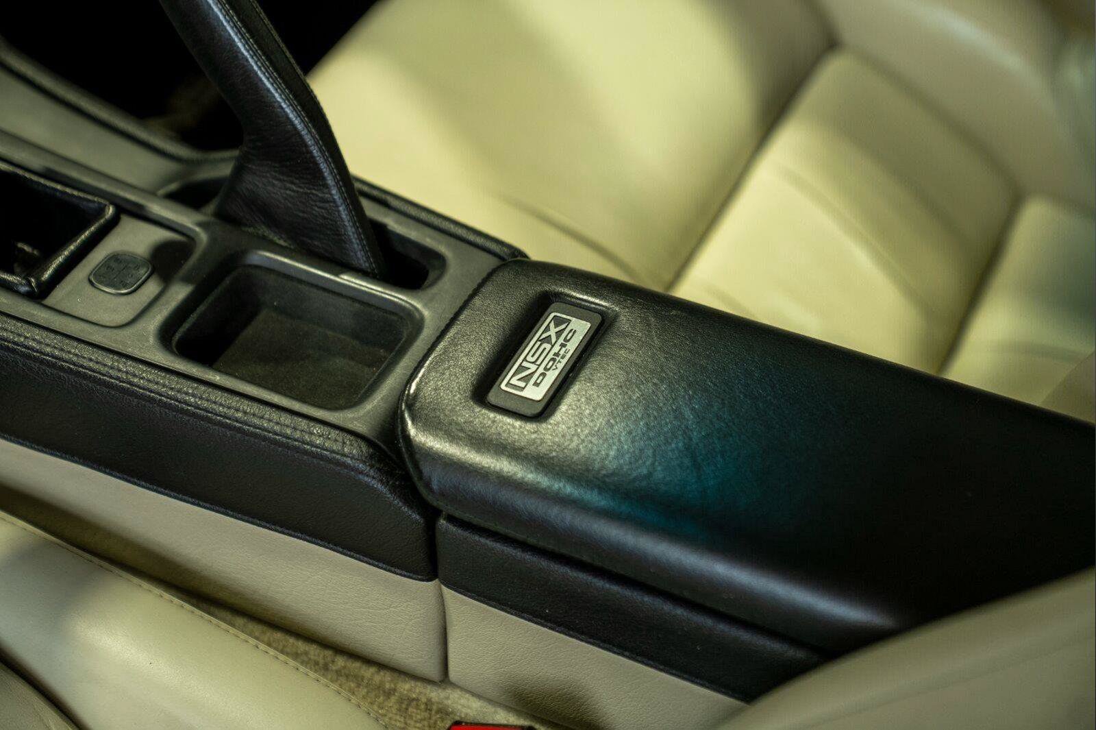 Used 1991 Acura NSX RWD image 23