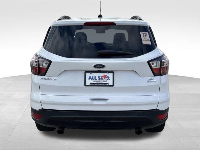 Used 2017 Ford Escape SE w/ SE Sport Appearance Package image 6