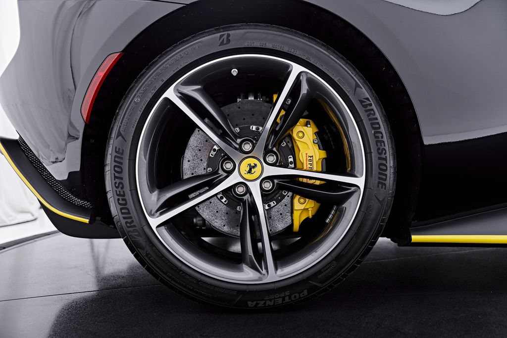 Used 2023 Ferrari 296 GTB RWD image 30