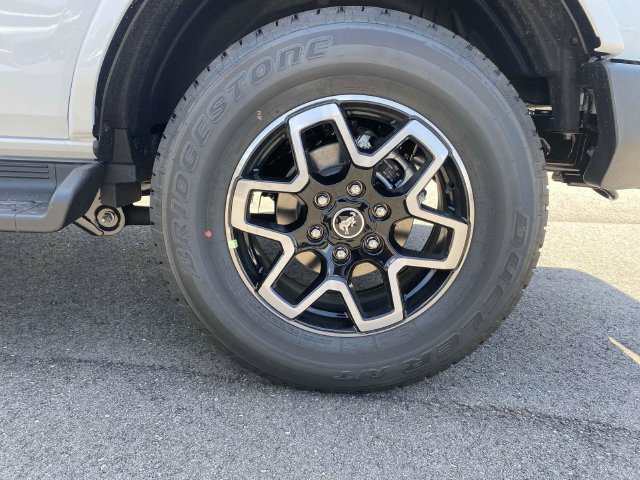 New 2026 Ford Bronco Outer Banks AWD/4WD image 20