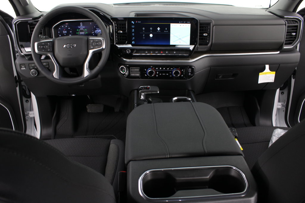 New 2026 Chevrolet Silverado 1500 RST w/ Redline Edition AWD/4WD image 9