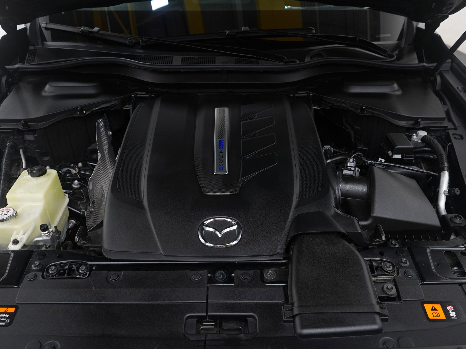 Certified 2024 MAZDA CX-90 Plug-In Hybrid w/ Premium Pkg image 33
