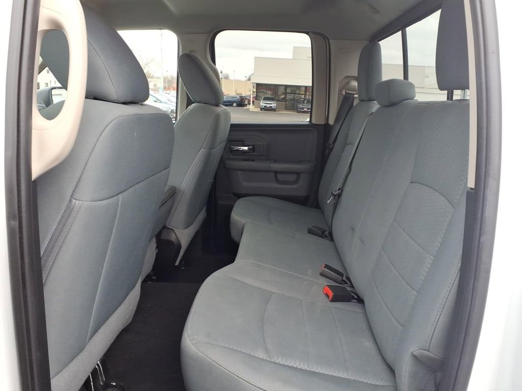 Used 2018 RAM 1500 Classic SLT image 7