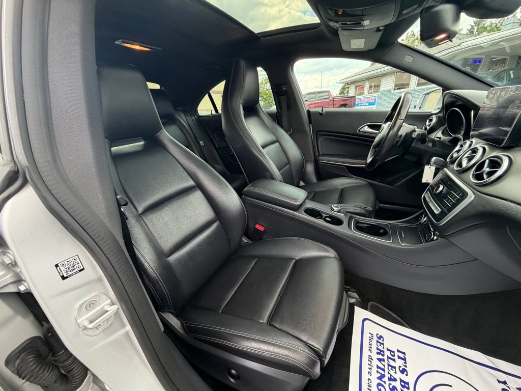 Used 2017 Mercedes-Benz CLA 250 4MATIC image 21