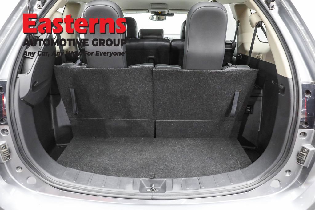 Used 2020 Mitsubishi Outlander SEL image 9